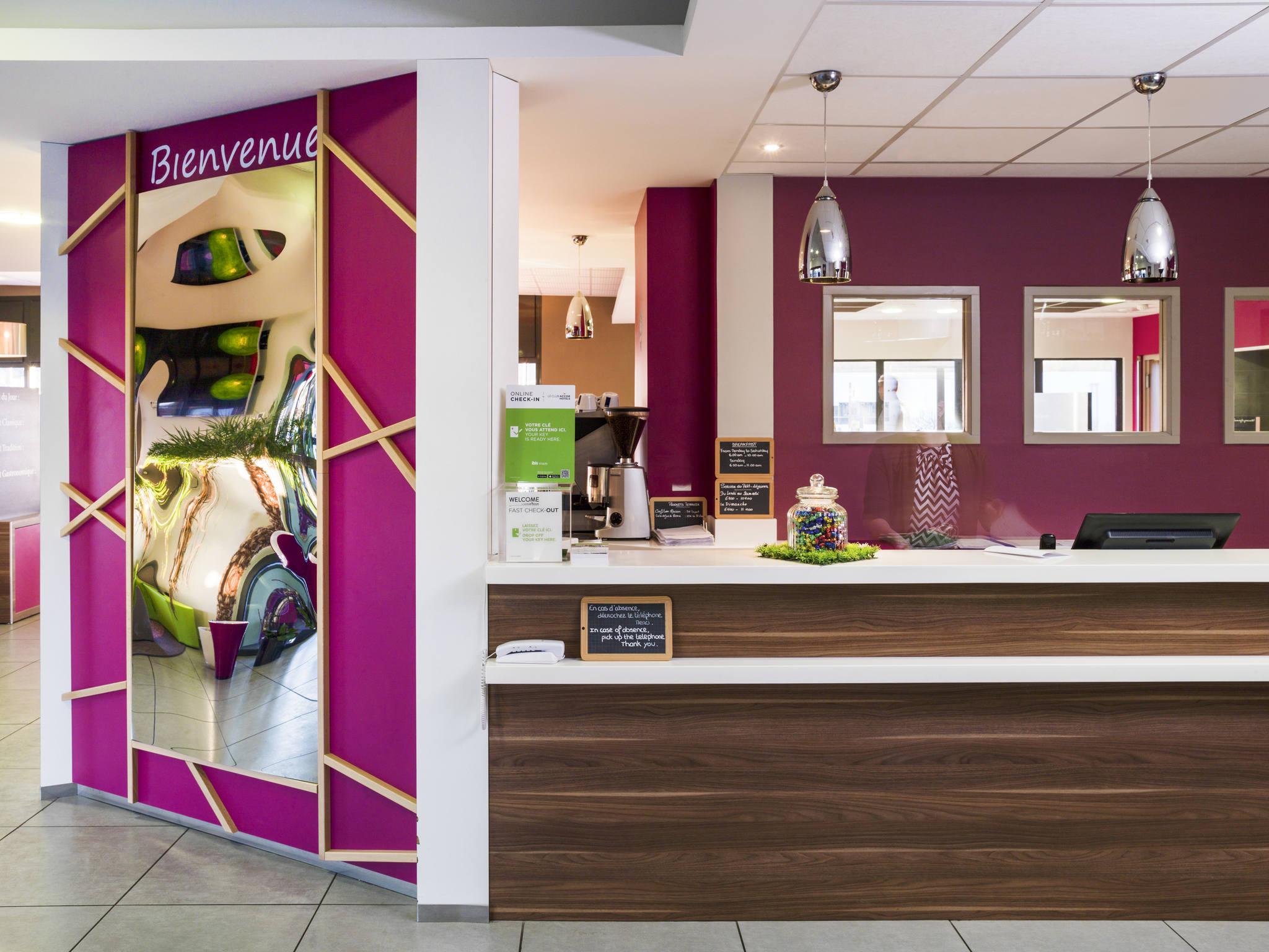 Ibis Styles Castres Hotel Castres  Exterior photo
