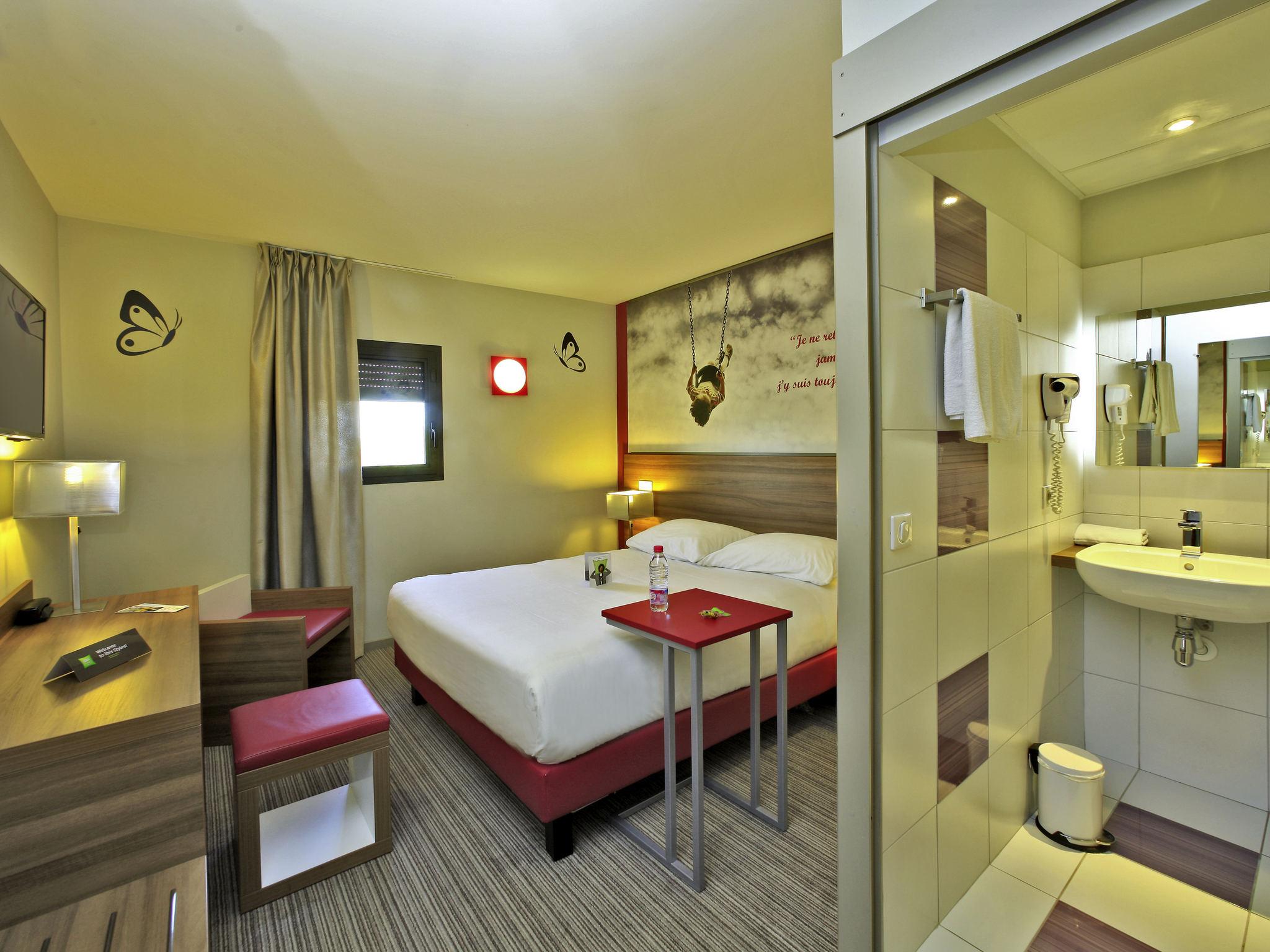 Ibis Styles Castres Hotel Castres  Exterior photo