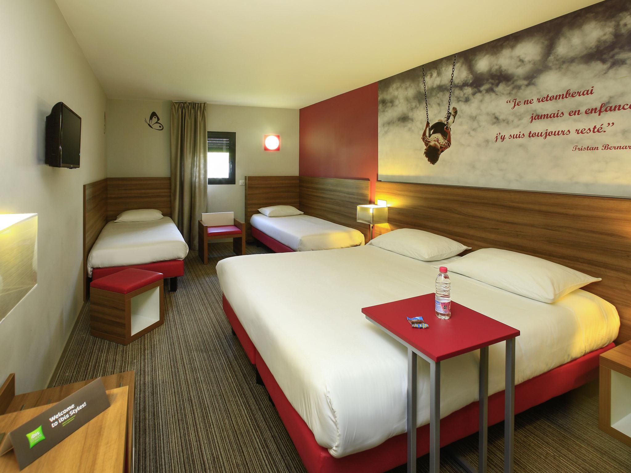 Ibis Styles Castres Hotel Castres  Exterior photo