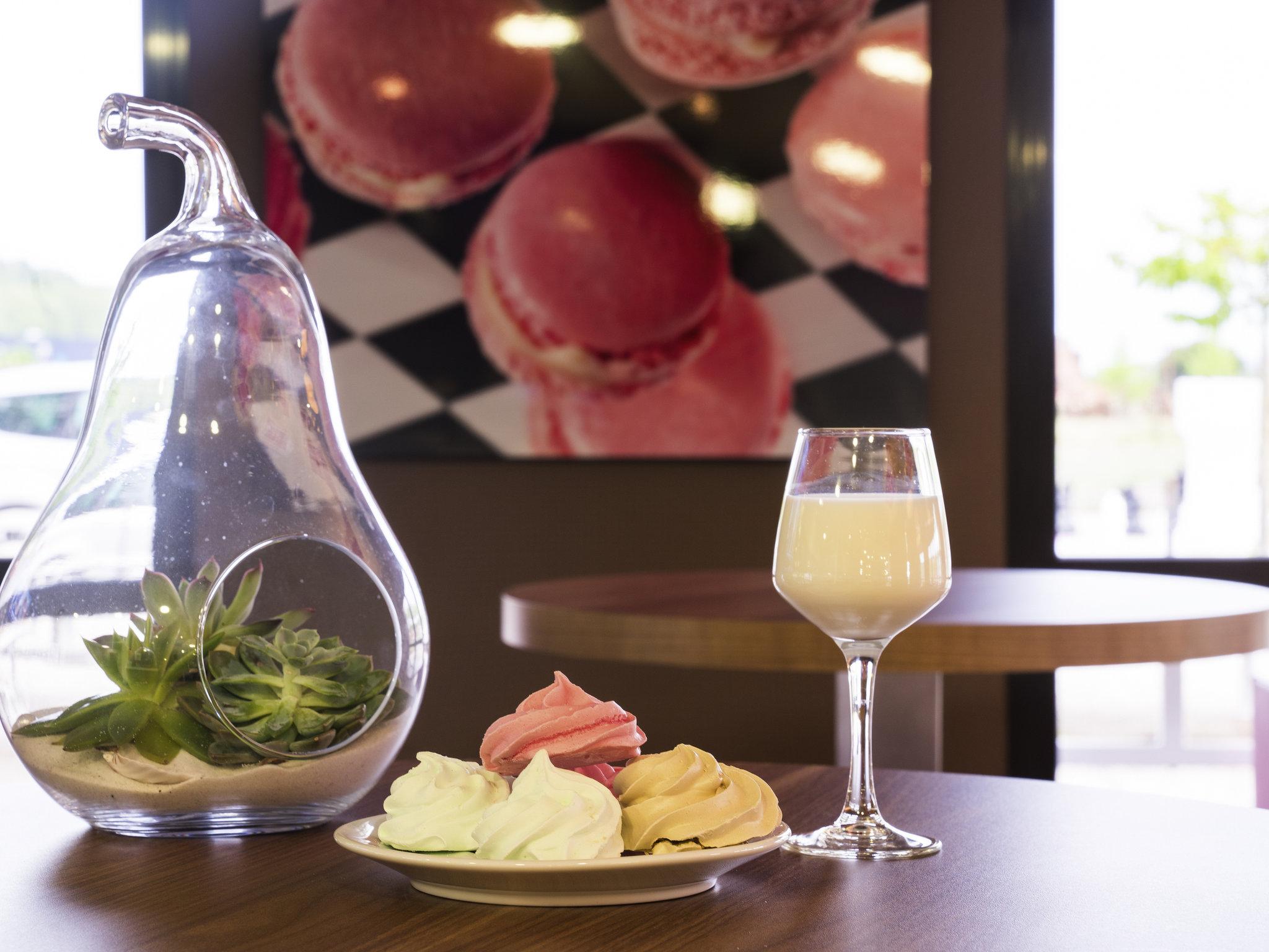 Ibis Styles Castres Hotel Castres  Exterior photo