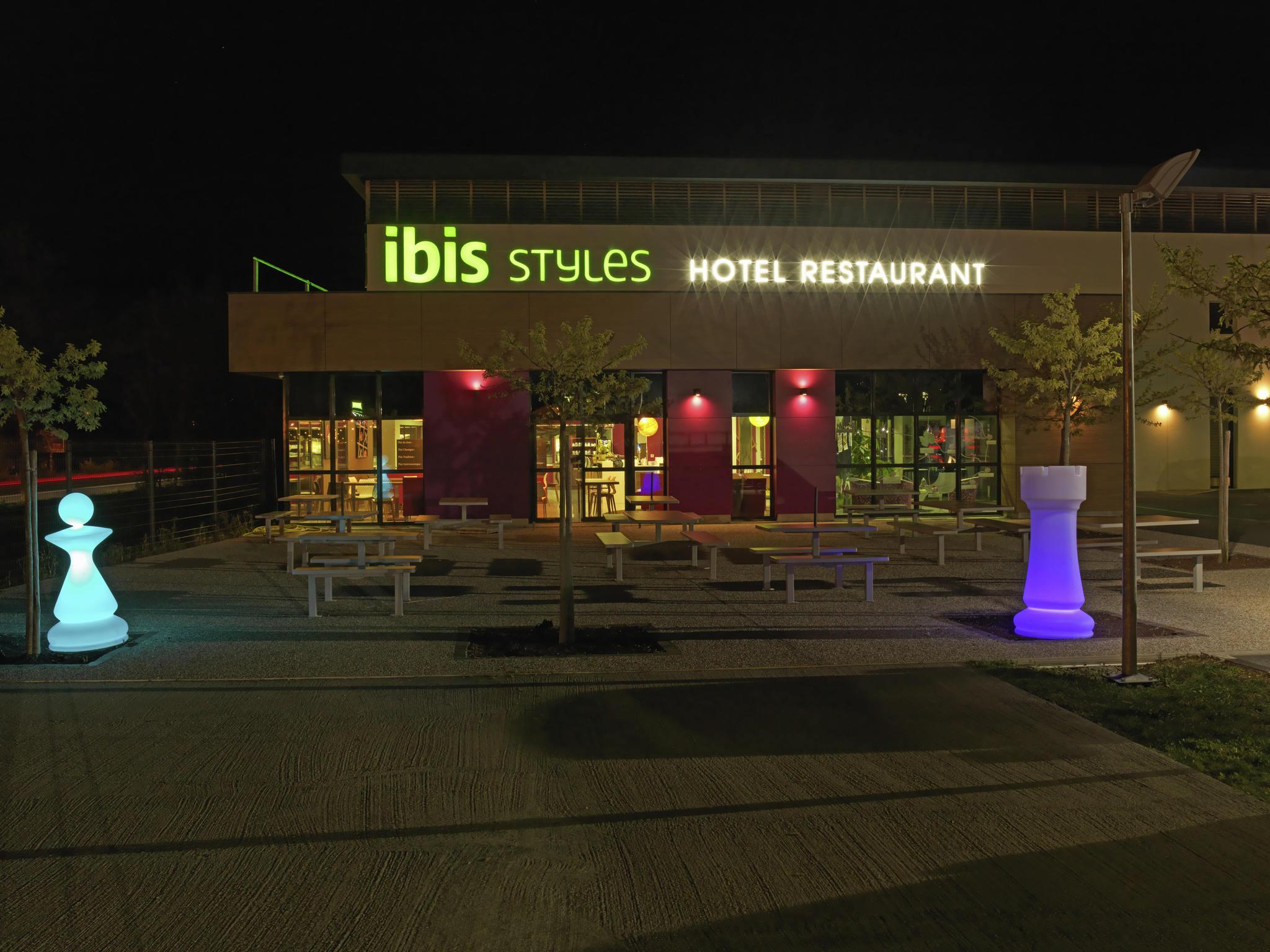 Ibis Styles Castres Hotel Castres  Exterior photo